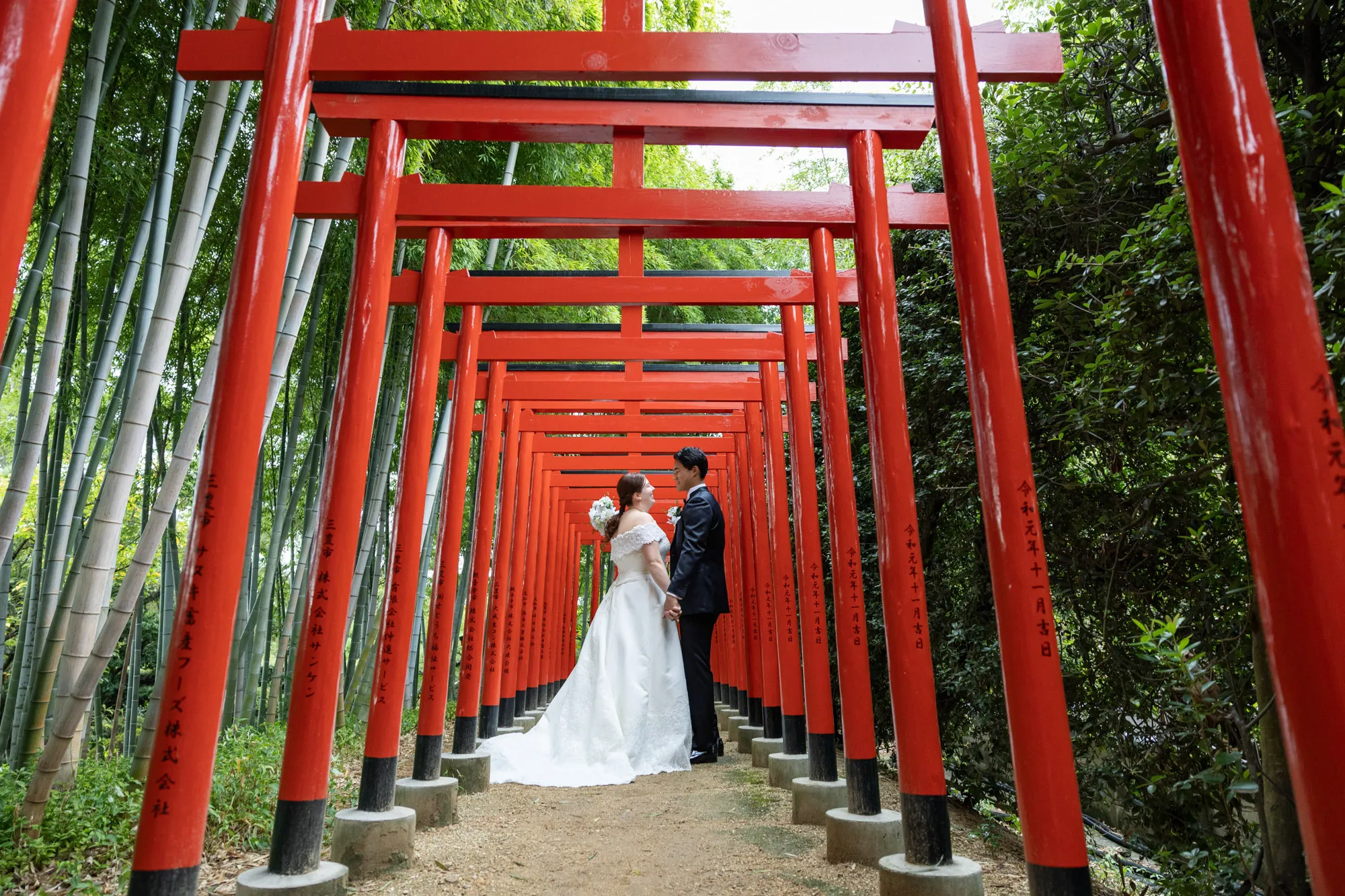 Japan elopement western dress wedding photography — Japan Serenity